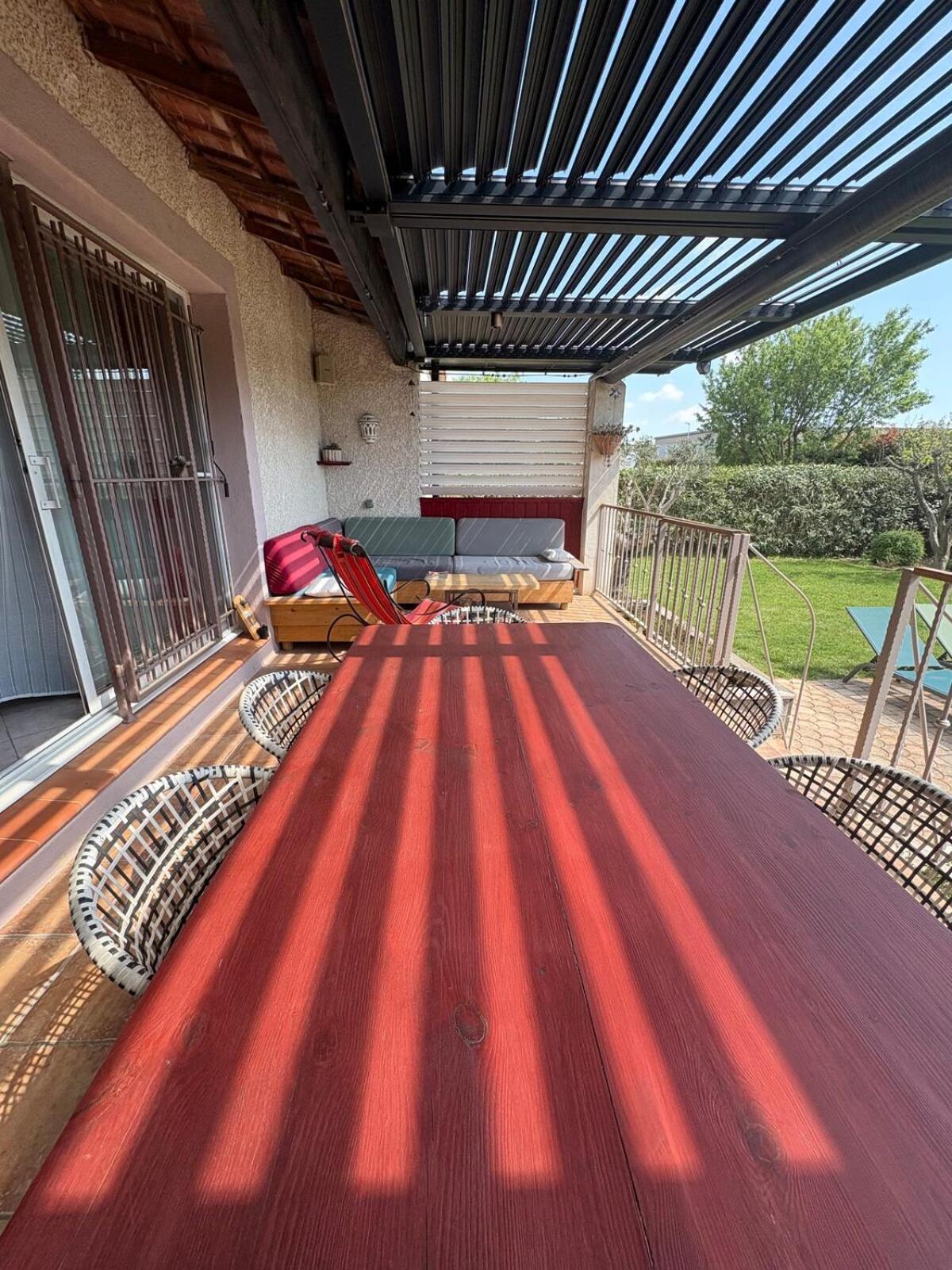 La Belle Ariete Piscine