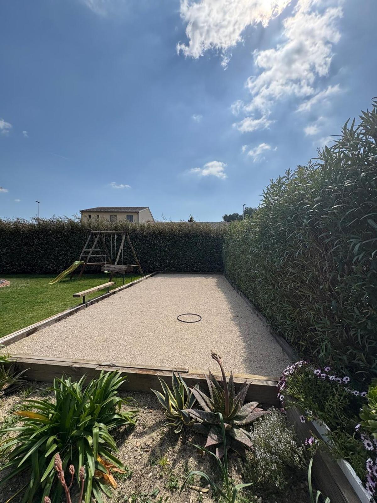 La Belle Ariete Piscine Hébergement de vacances Arles